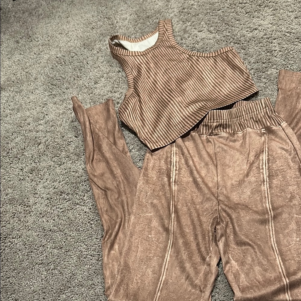 Brown Ribbed Two-Piece Set